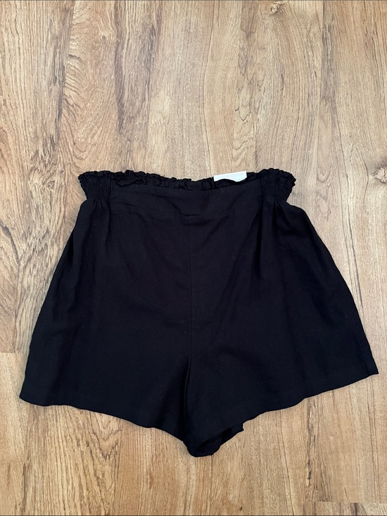 LC Lauren Conrad Pants - NWT LC Lauren Conrad Linen Blend Pull On Shorts